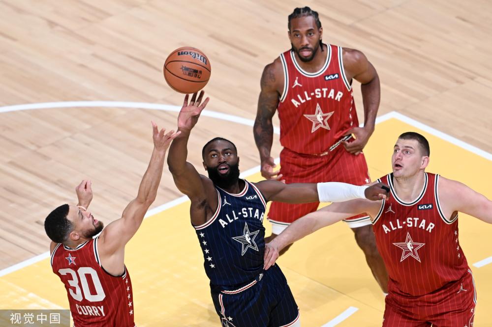 更是对球员 更是对球员