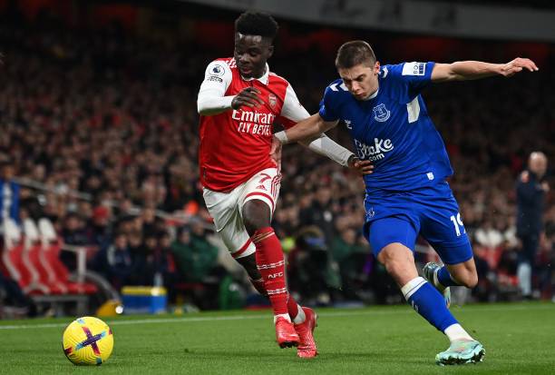 更是一个典 更是一个典